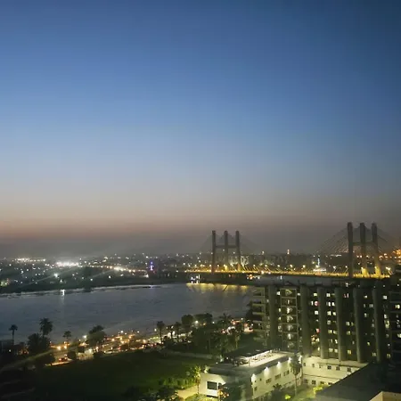 Excellent Studio One Bed Room Overlooking The Nile